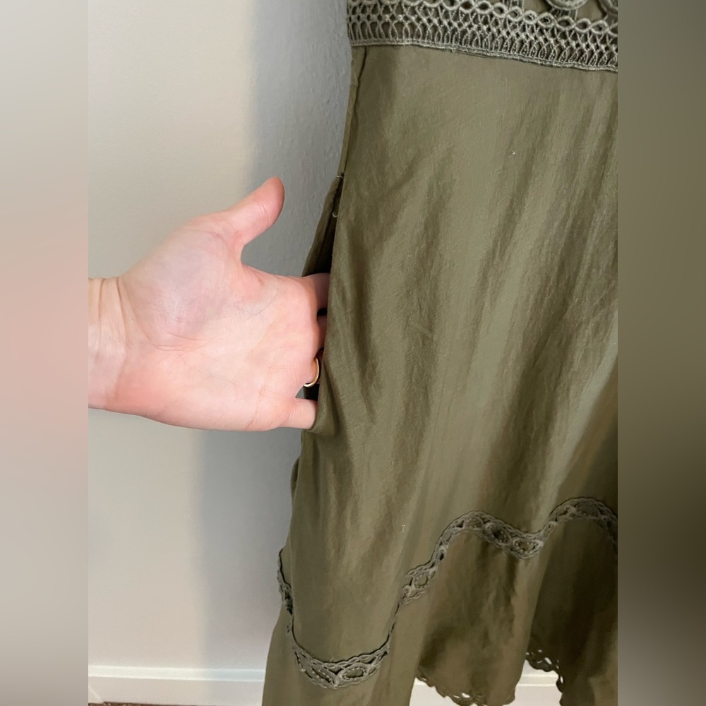 Jcrew Scoopneck midi dress with eyelet trim - Picture 7 of 11
